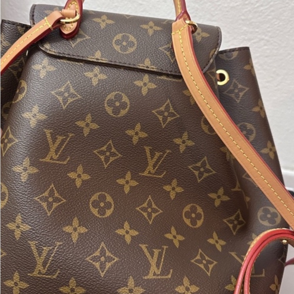 AUTHENTIC Louis Vuitton PM Monogram Montsouris Backpack. - Picture 6 of 16
